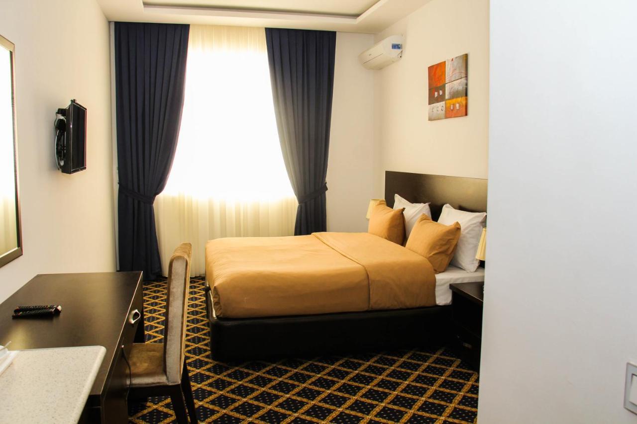 Kristal Hotel Masazir Zewnętrze zdjęcie