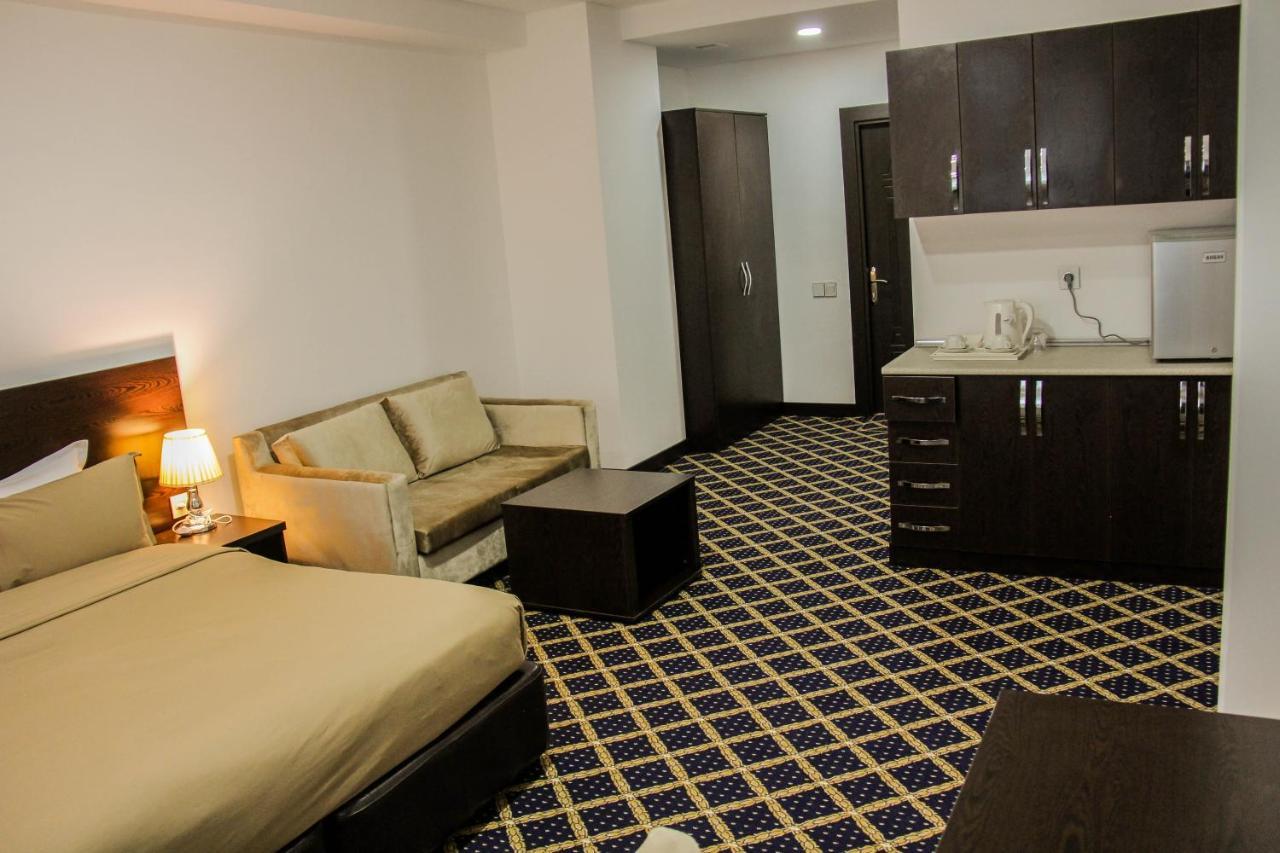 Kristal Hotel Masazir Zewnętrze zdjęcie