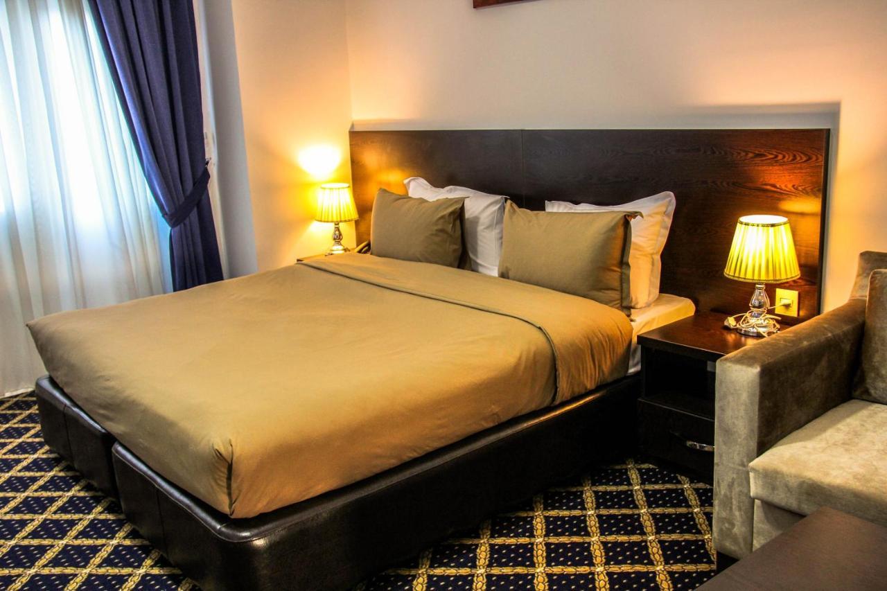 Kristal Hotel Masazir Zewnętrze zdjęcie
