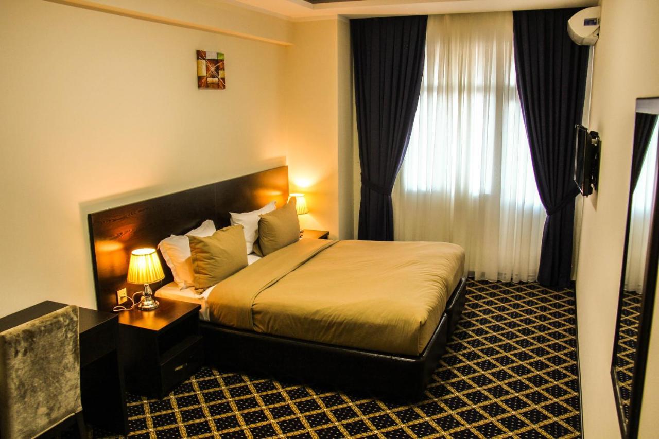 Kristal Hotel Masazir Zewnętrze zdjęcie