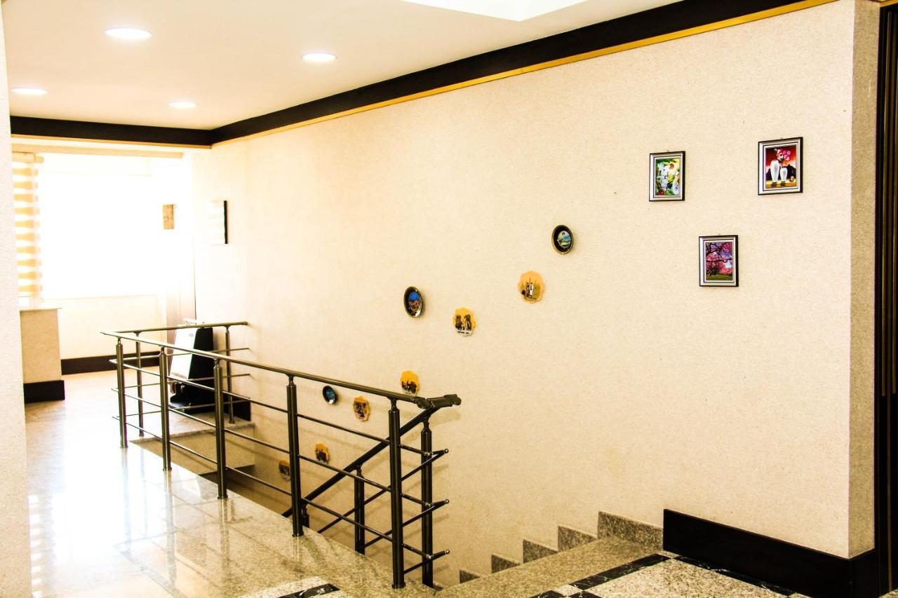 Kristal Hotel Masazir Zewnętrze zdjęcie
