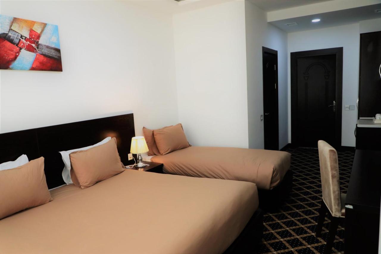Kristal Hotel Masazir Zewnętrze zdjęcie