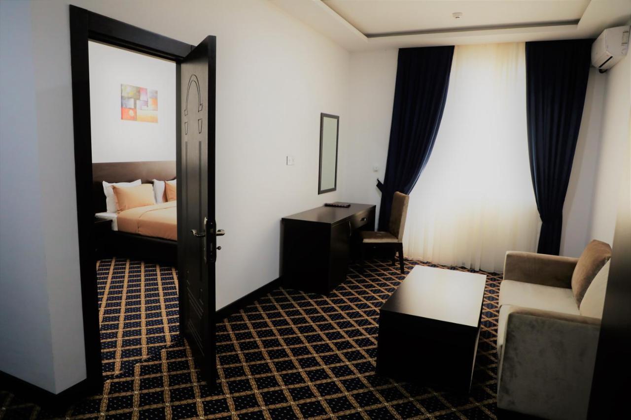 Kristal Hotel Masazir Zewnętrze zdjęcie